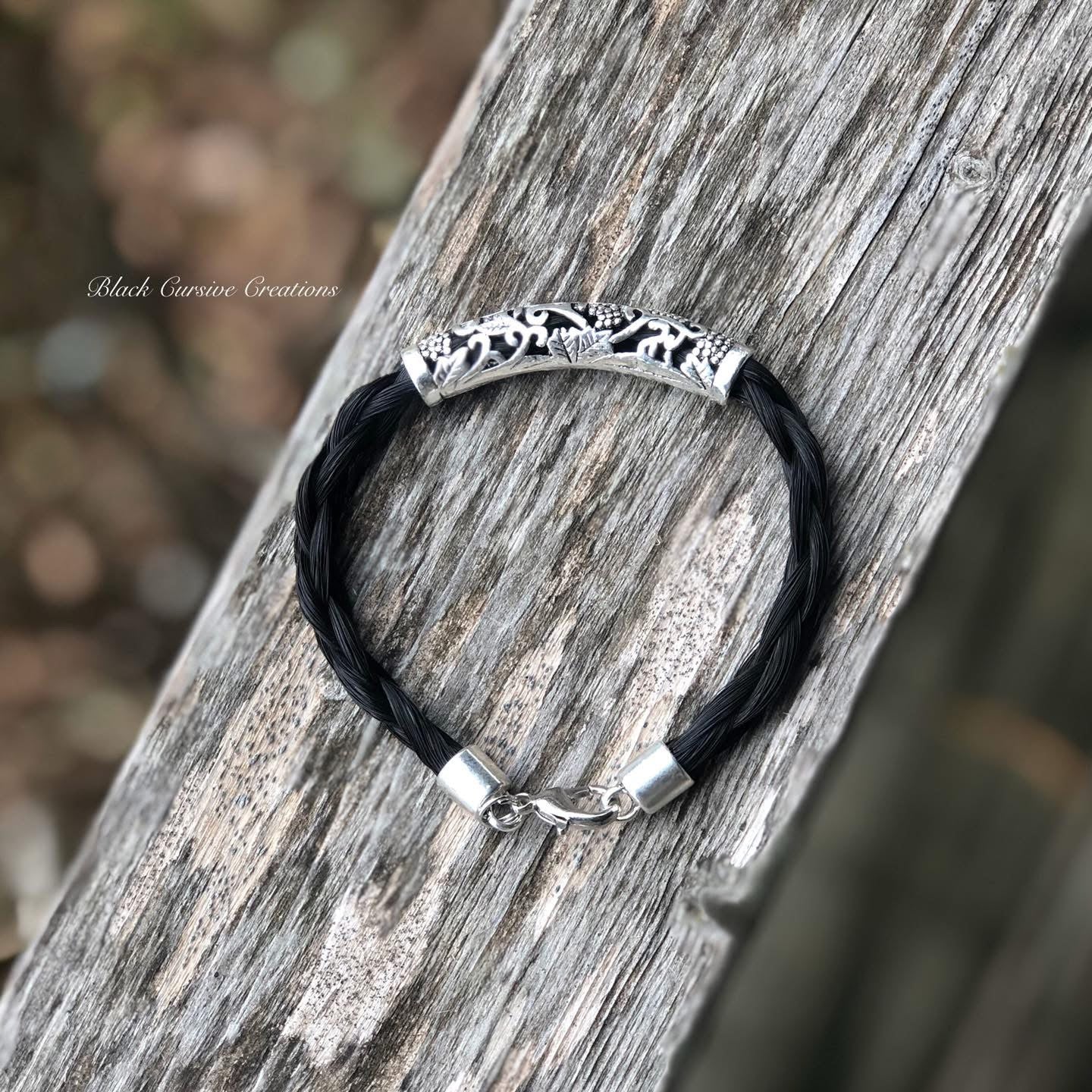 Tube Bead Horsehair Bracelet